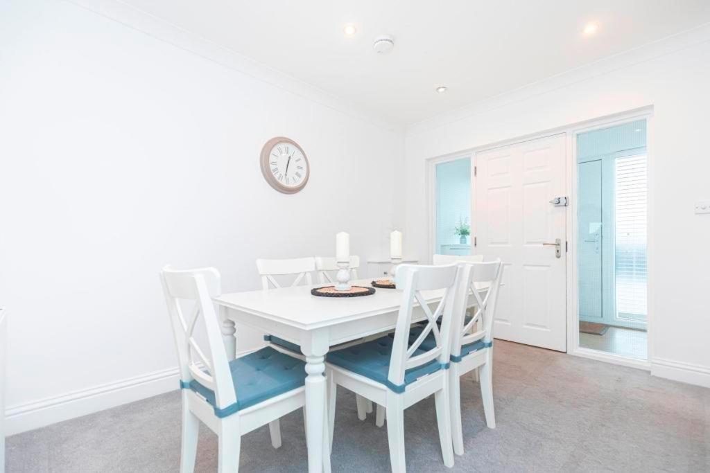 Bournecoast - Clifftop Apartment With Garden -Fm827 Bournemouth Ngoại thất bức ảnh